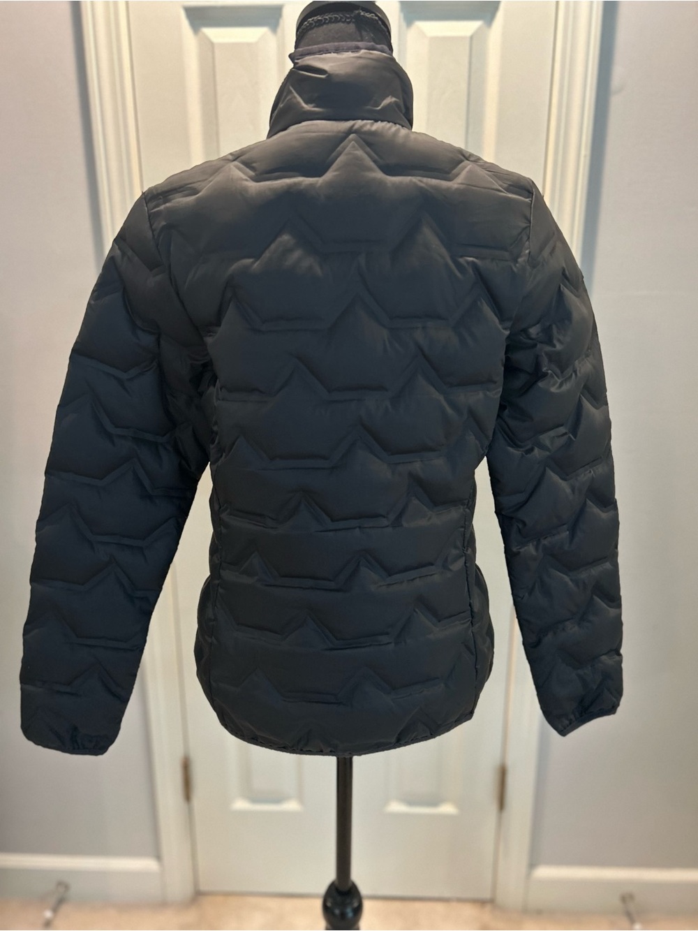 Columbia Black DeltaRidge HeatSeal 650 Down Jacket w/Omni Heat. Size S - Picture 2 of 11